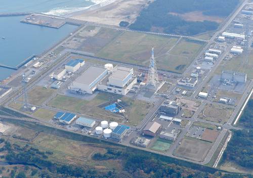 審査申請から６年が経過する東北電力東通原発＝２０１７年１０月、東通村