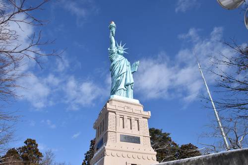 ３０周年を迎え、お色直しが行われた自由の女神像